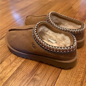 UGG Women’s Slip-On Moccasin Loafers in Chestnut